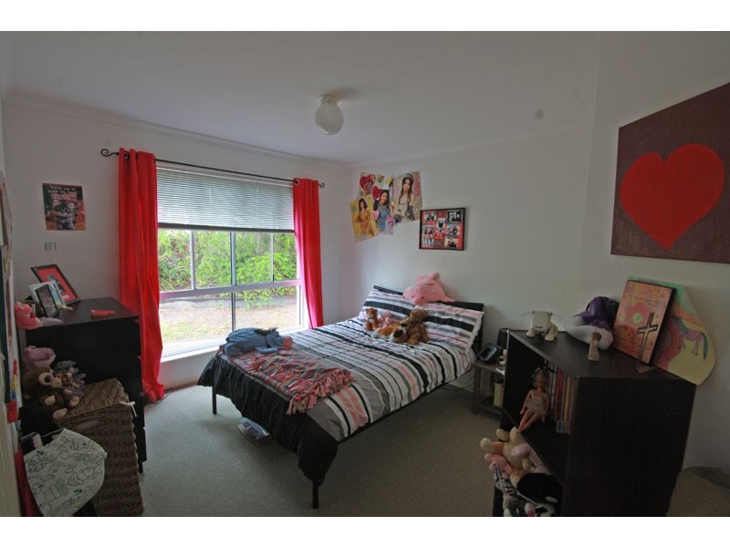 11 Carisbrook Court, Little Mountain QLD 4551