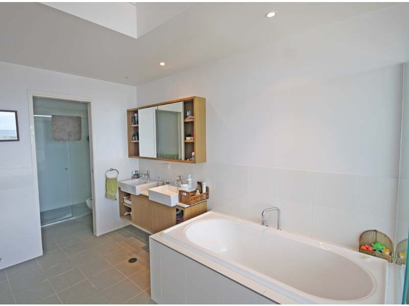 39/32-36 Queen Street – Linear, Kings Beach QLD 4551