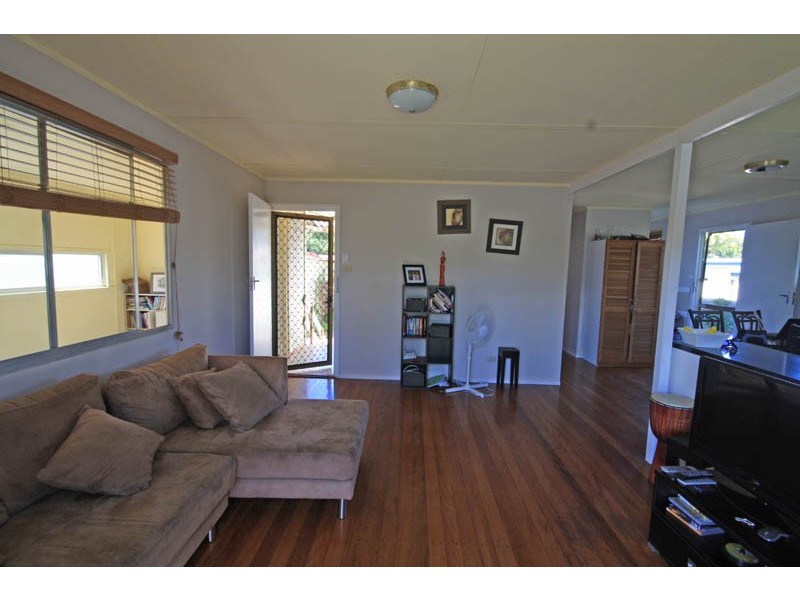 61 Westminster Avenue, Golden Beach QLD 4551