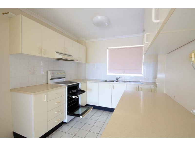 3/53 Lower Gay Terrace “Kingfisher”, Kings Beach QLD 4551
