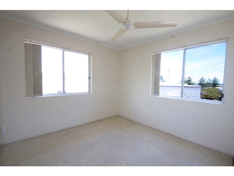 3/53 Lower Gay Terrace “Kingfisher”, Kings Beach QLD 4551