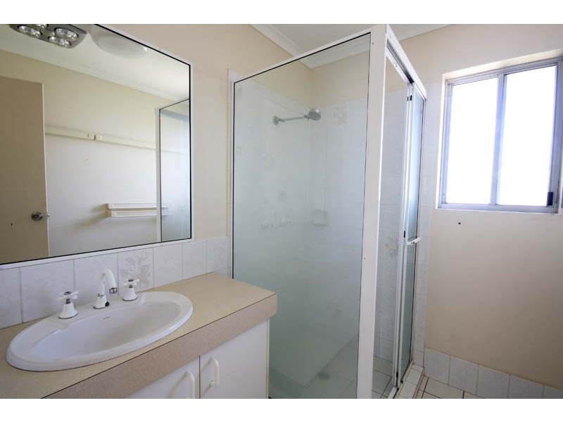 3/53 Lower Gay Terrace “Kingfisher”, Kings Beach QLD 4551