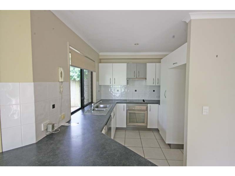 2/13 Regent Street, Caloundra QLD 4551