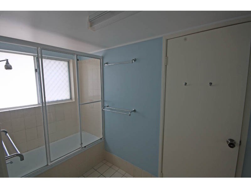 1/64 Edmund Street – Spinnaker Seas, Kings Beach QLD 4551