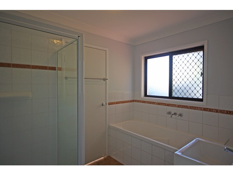 18 Tallawa Place, Wurtulla QLD 4575