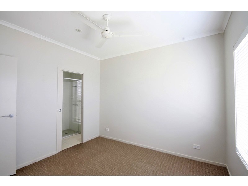 5 Wheeler Crescent, Caloundra West QLD 4551
