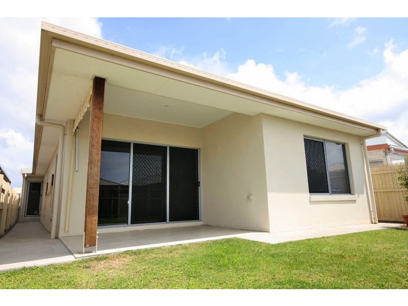 5 Wheeler Crescent, Caloundra West QLD 4551