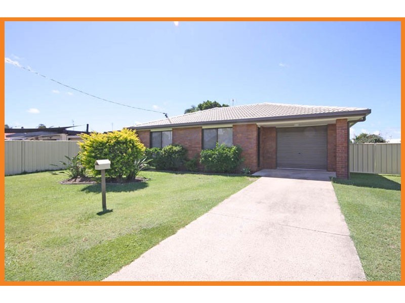 37 Lapoinya Crescent, Warana QLD 4575