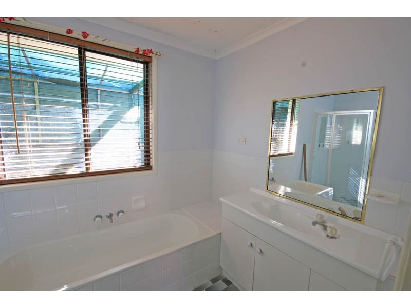 4 Utah Street, Aroona QLD 4551