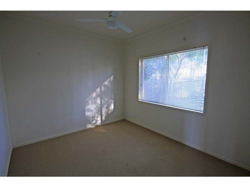 24 Flamingo Street, Little Mountain QLD 4551