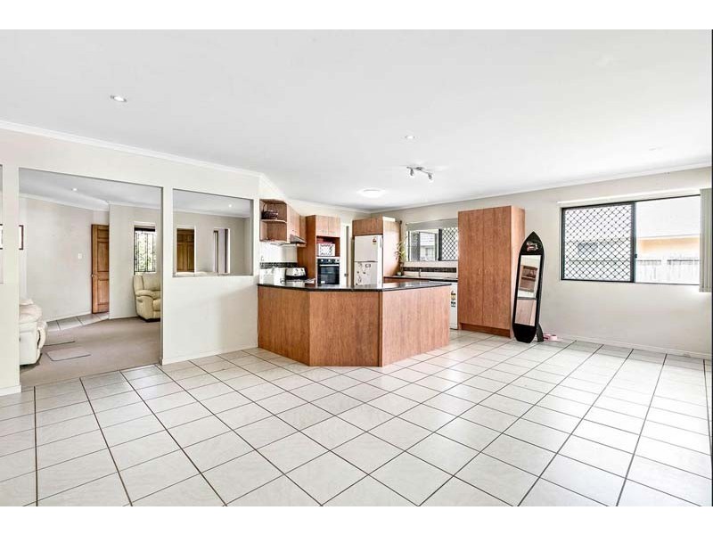 16 Montserrat Crescent, Caloundra West QLD 4551