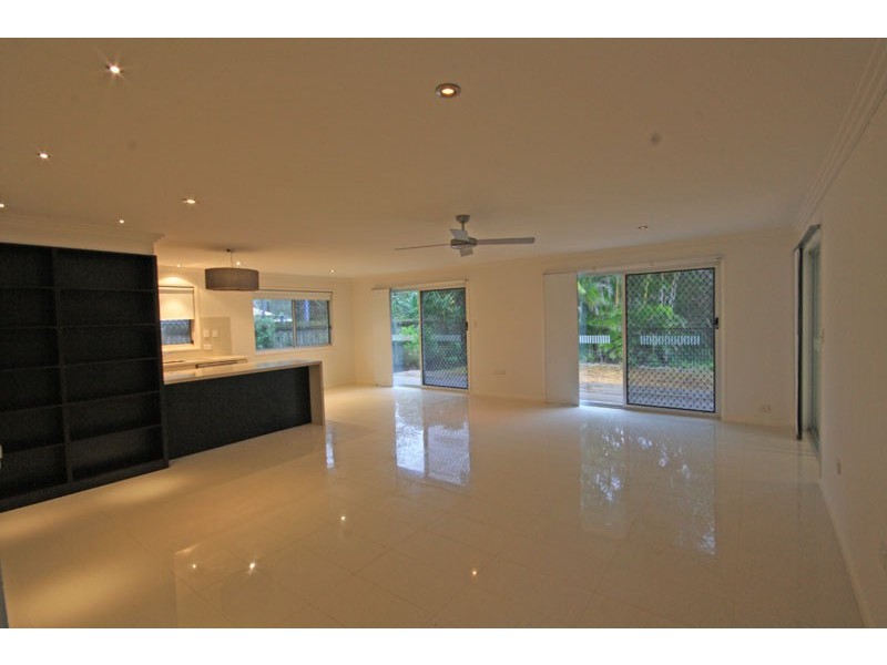 133 Oceanic Drive, Warana QLD 4575