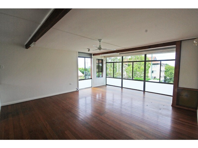 31 Saltair Street, Kings Beach QLD 4551