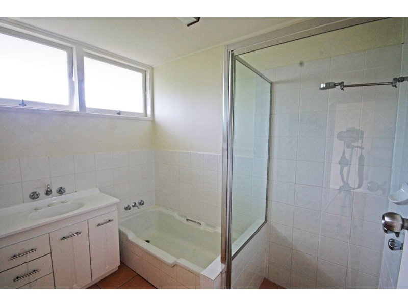 31 Saltair Street, Kings Beach QLD 4551