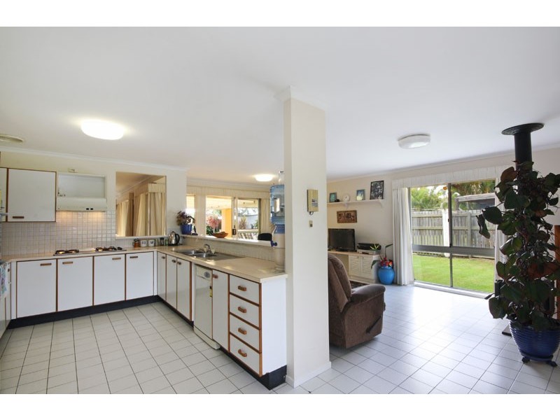 8 Spinnaker Ave, Wurtulla QLD 4575