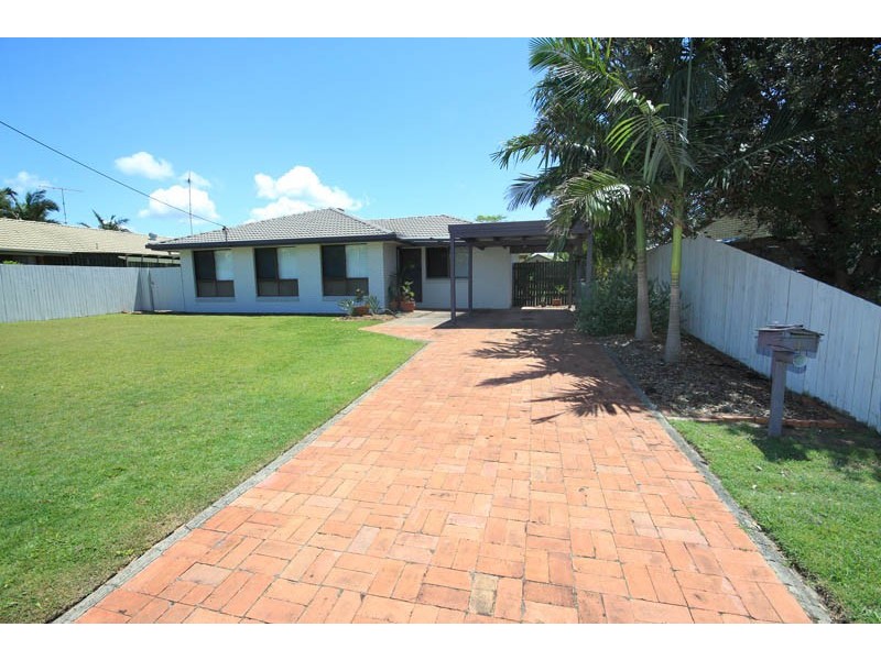 4 Dotterel St, Parrearra QLD 4575