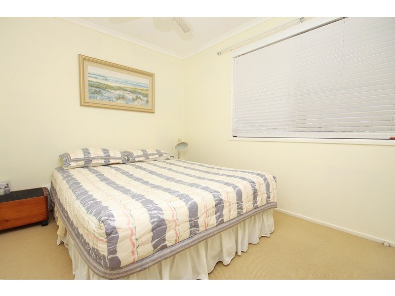 4 Dotterel St, Parrearra QLD 4575