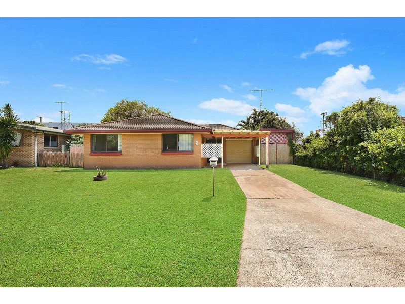 2 Doon Doon St, Currimundi QLD 4551