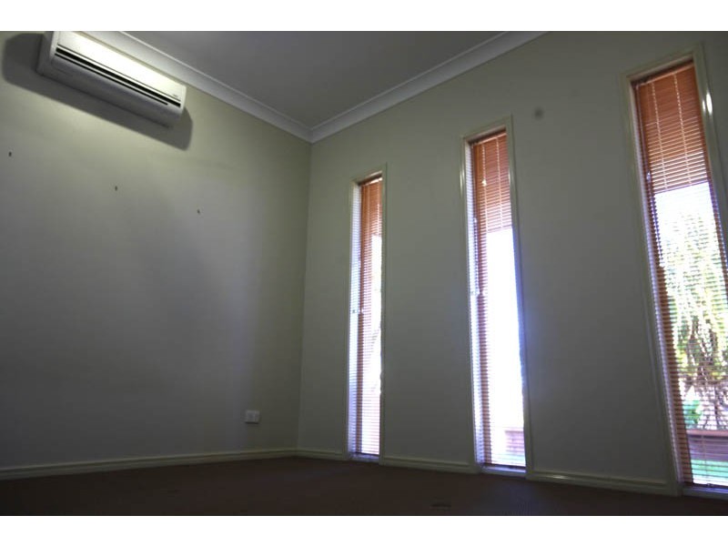 2 Nebo St, Caloundra West QLD 4551