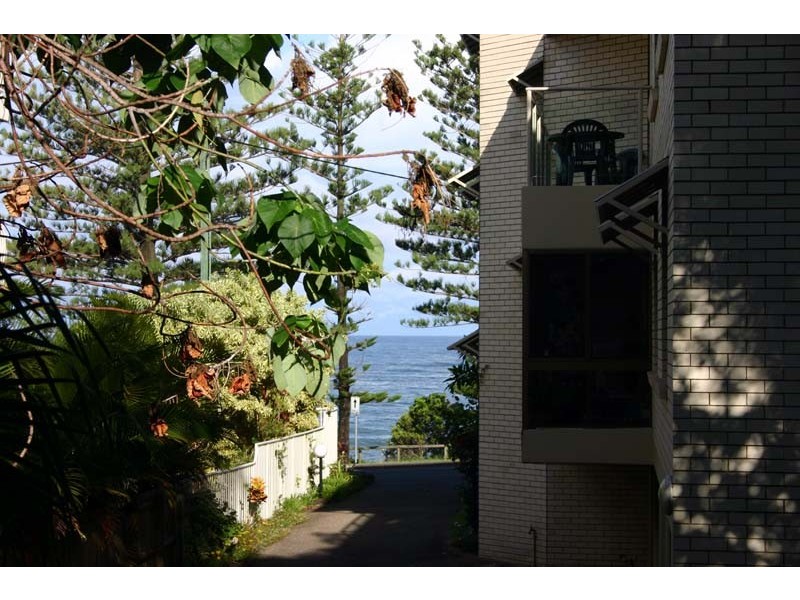 3 Ernest st, Kings Beach QLD 4551