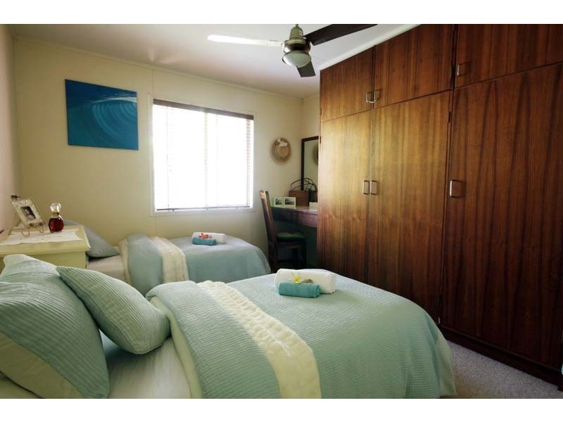 3 Ernest st, Kings Beach QLD 4551