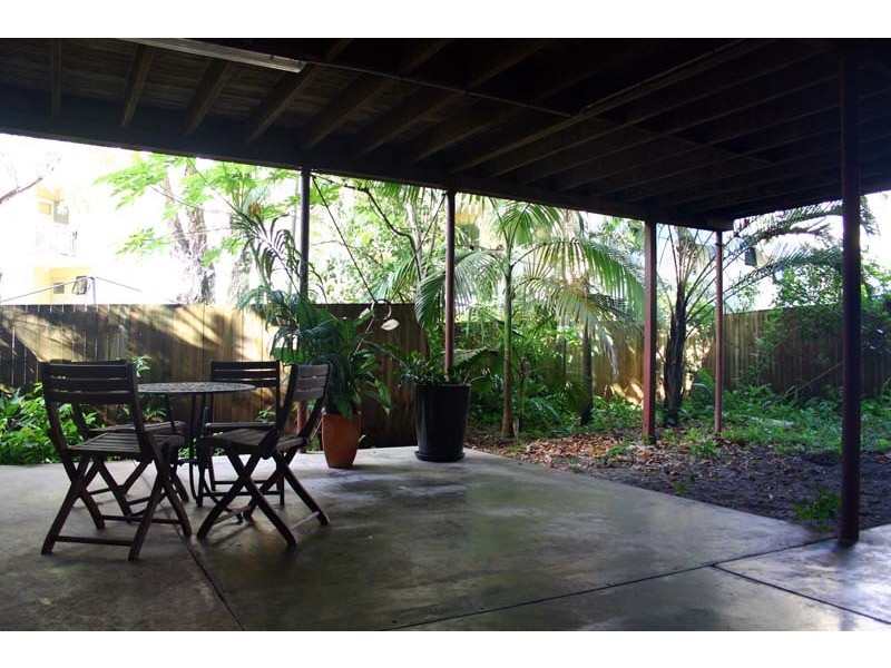3 Ernest st, Kings Beach QLD 4551