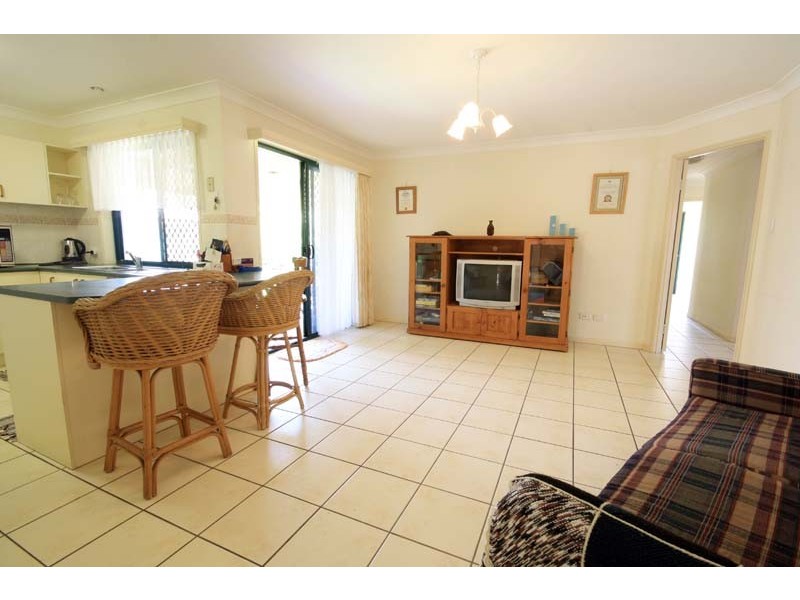 15 Livistona Cr, Currimundi QLD 4551