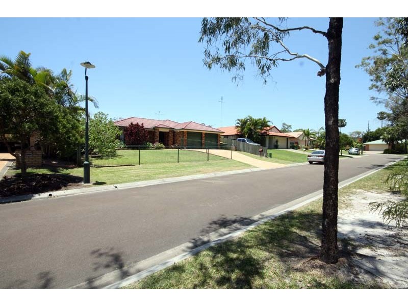 15 Livistona Cr, Currimundi QLD 4551