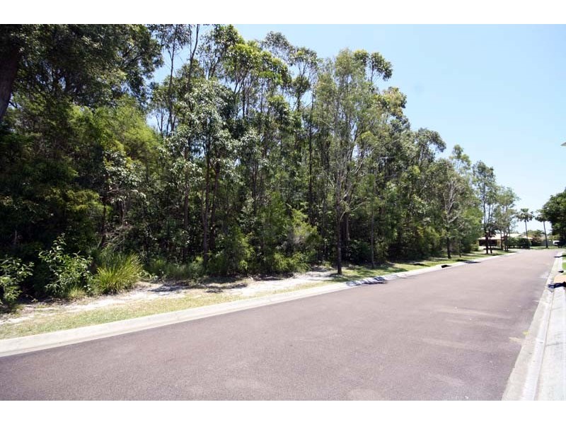 15 Livistona Cr, Currimundi QLD 4551