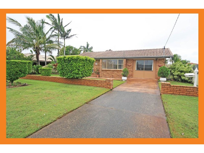 12 Wyanda Drive, Warana QLD 4575