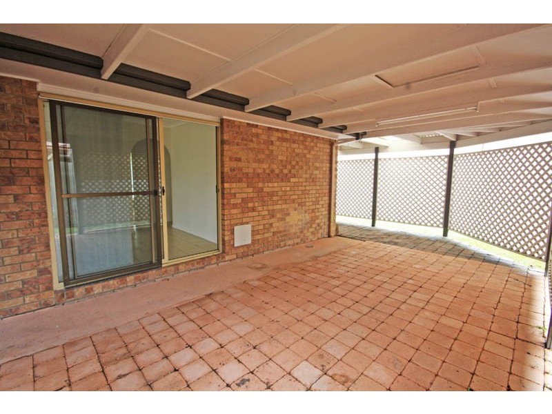 12 Wyanda Drive, Warana QLD 4575