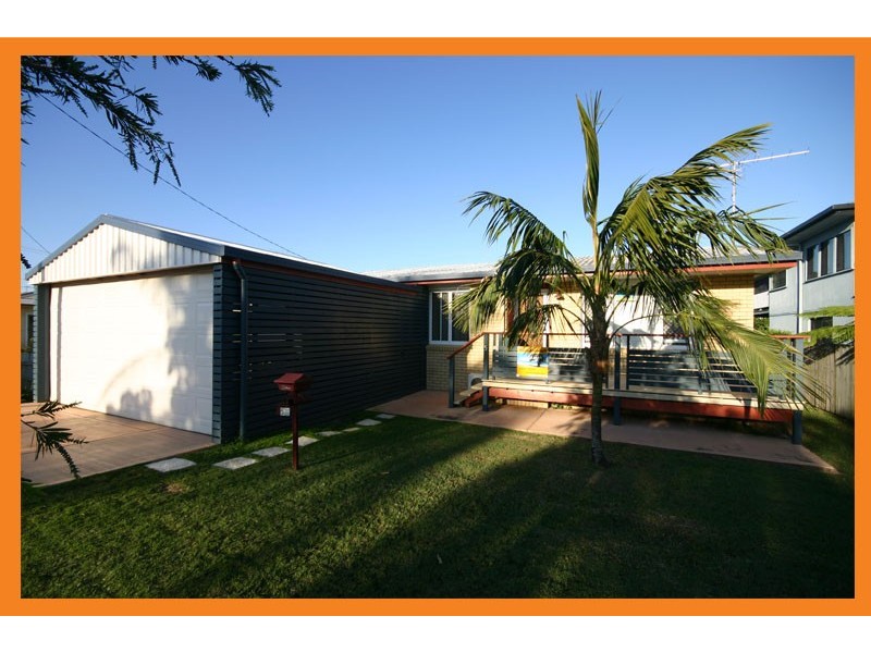 5 Taylor Avenue, Golden Beach QLD 4551