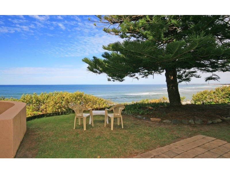 U2/21 Warne Terrace-Seaspray, Kings Beach QLD 4551