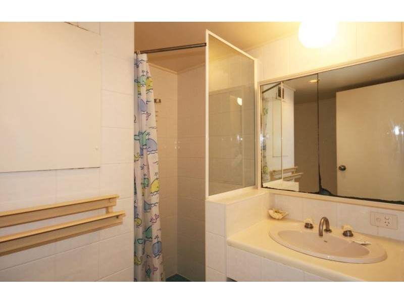 U2/21 Warne Terrace-Seaspray, Kings Beach QLD 4551