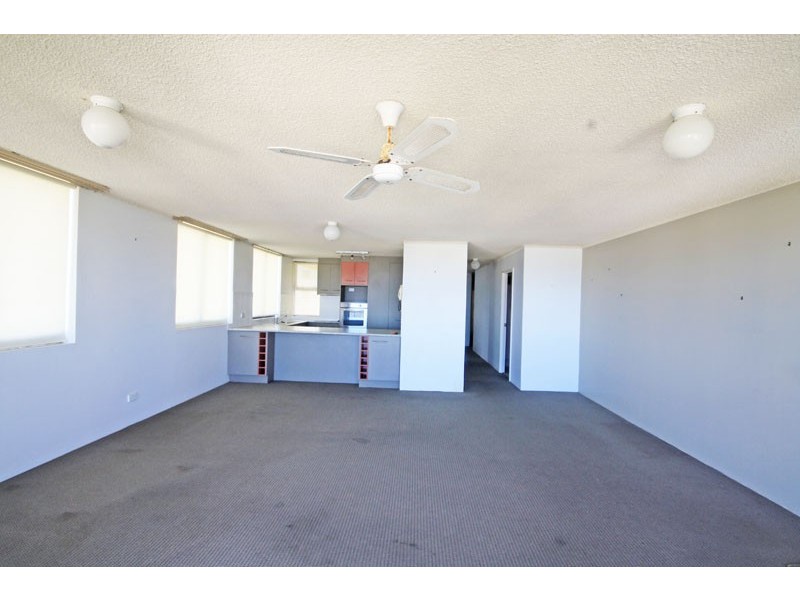 9/25 Moreton Parade “Moreton Towers”, Kings Beach QLD 4551