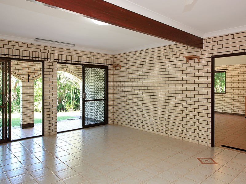 5 Marlua Ave, Moffat Beach QLD 4551