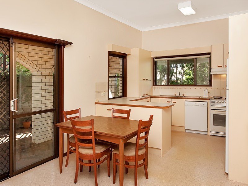 5 Marlua Ave, Moffat Beach QLD 4551