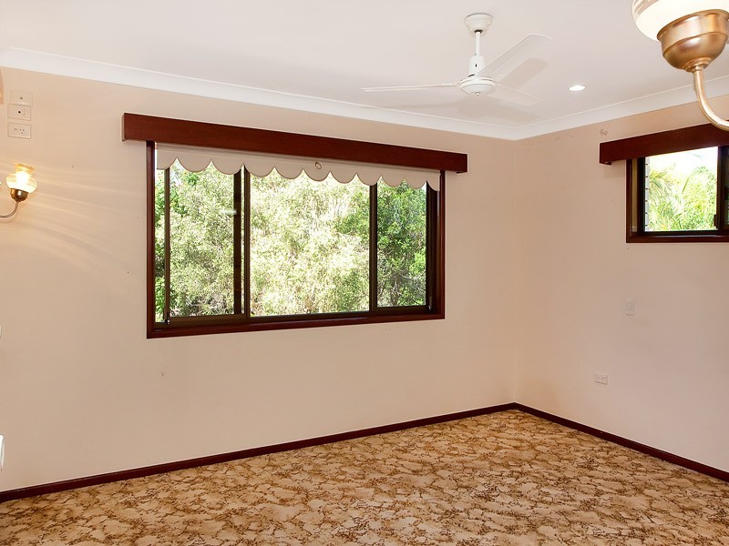 5 Marlua Ave, Moffat Beach QLD 4551