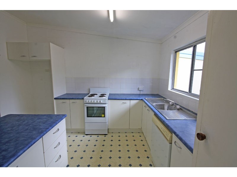 2/18 Osprey Street, Caloundra QLD 4551