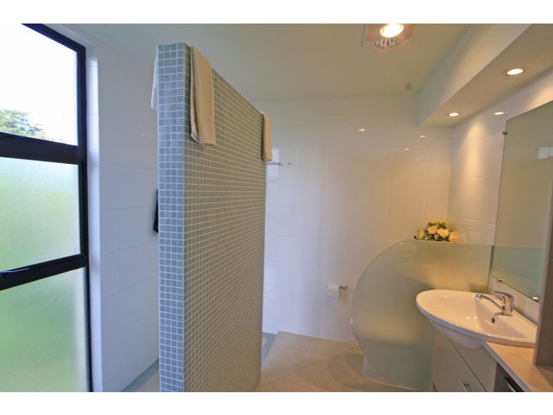 2/25 Moffat Street, Moffat Beach QLD 4551