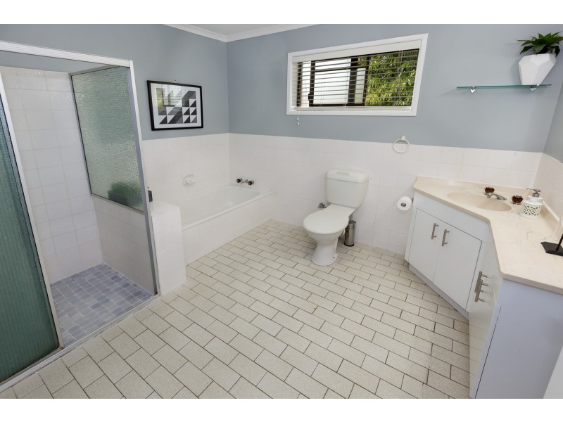 21 Pinaroo St, Battery Hill QLD 4551