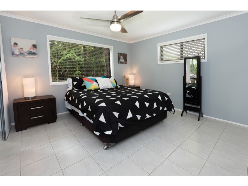 21 Pinaroo St, Battery Hill QLD 4551