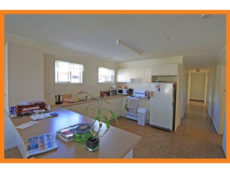 8 Flinders Street, Currimundi QLD 4551