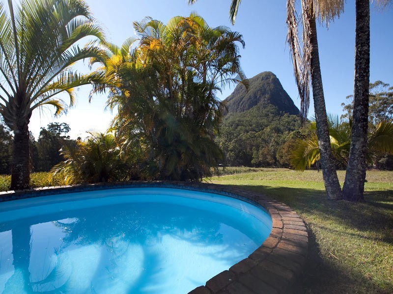 Glass House Mountains QLD 4518