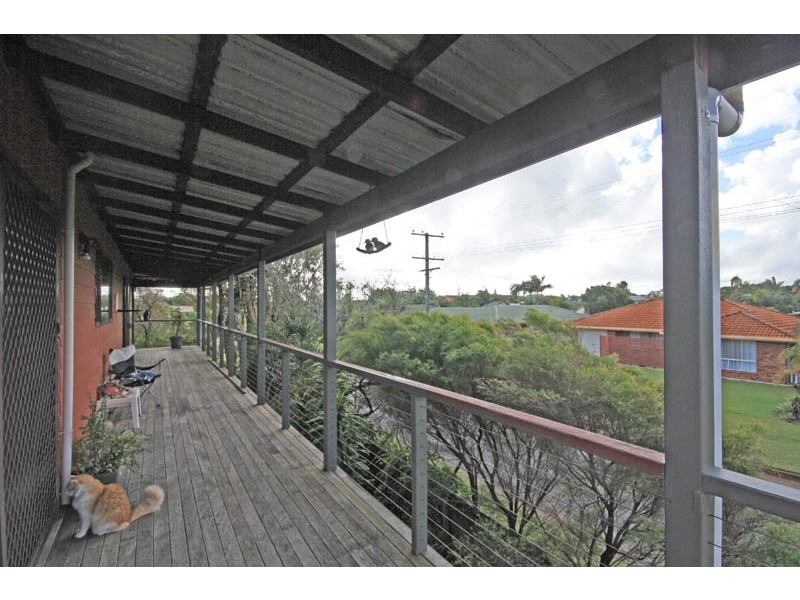 2 Kookaburra Crescent, Bokarina QLD 4575