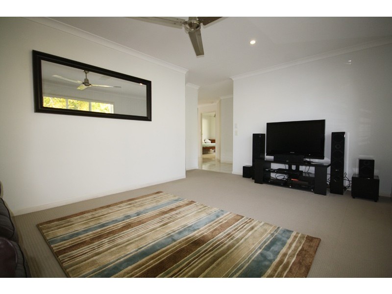 21 Rosevale Ave, Aroona QLD 4551