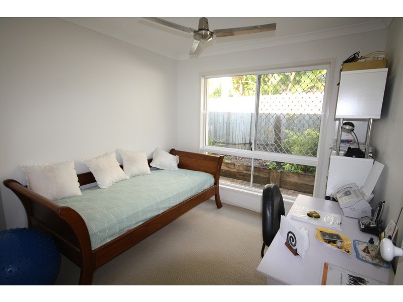 21 Rosevale Ave, Aroona QLD 4551