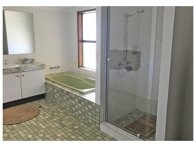 11a Ballantyne Court, Glenview QLD 4553