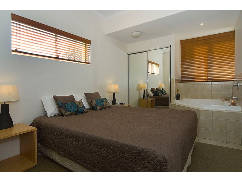 64/10 Levuka Avenue – Rolling Surf Resort, Kings Beach QLD 4551