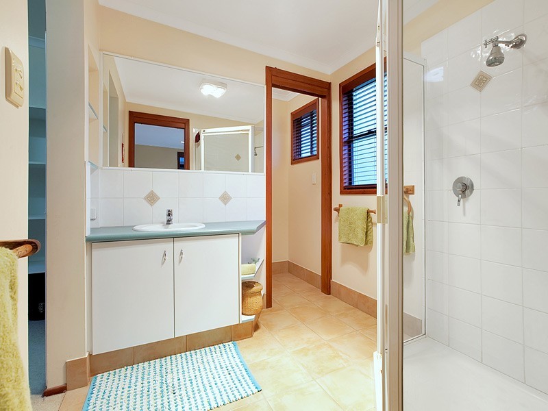 1 Hovea St, Aroona QLD 4551